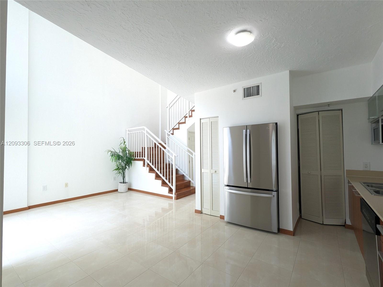 1528 Brickell Avenue gallery image #4