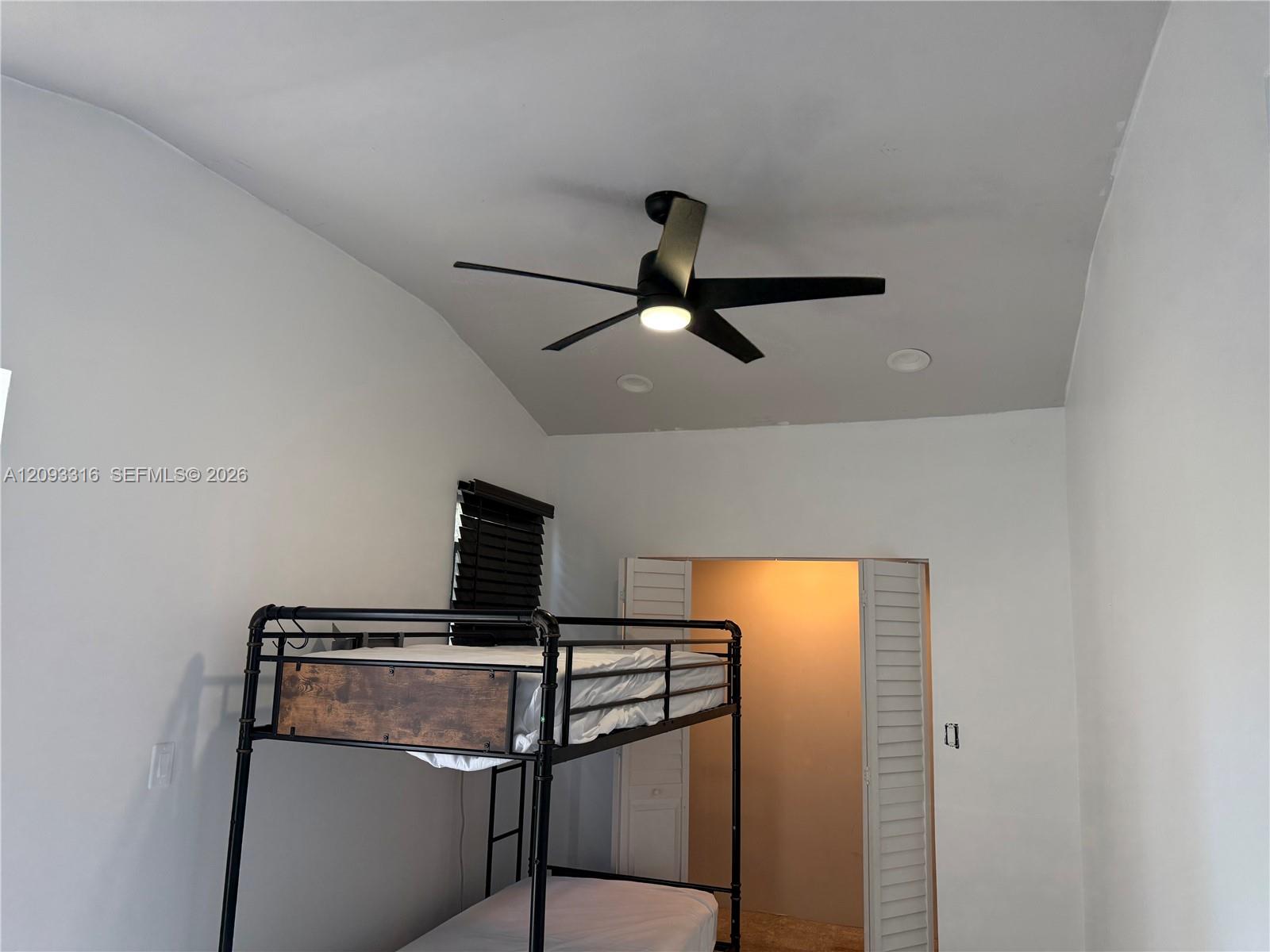 9624 NW 24