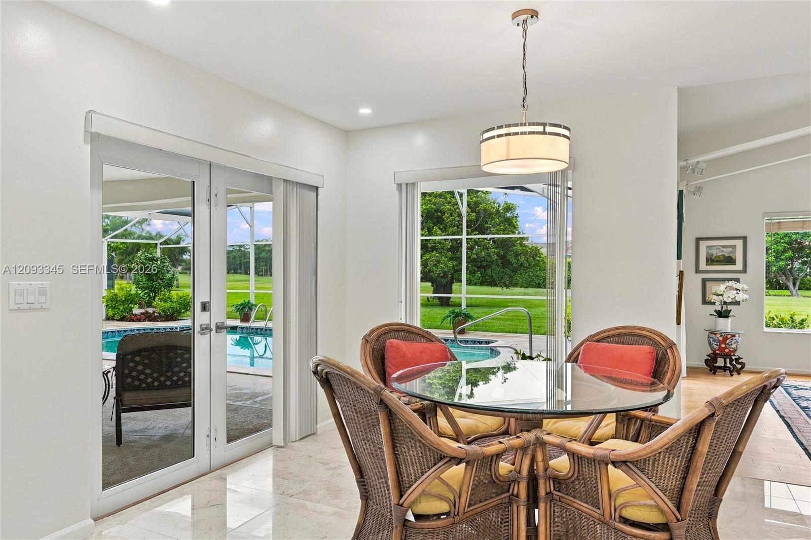 444 Glenbrook Drive