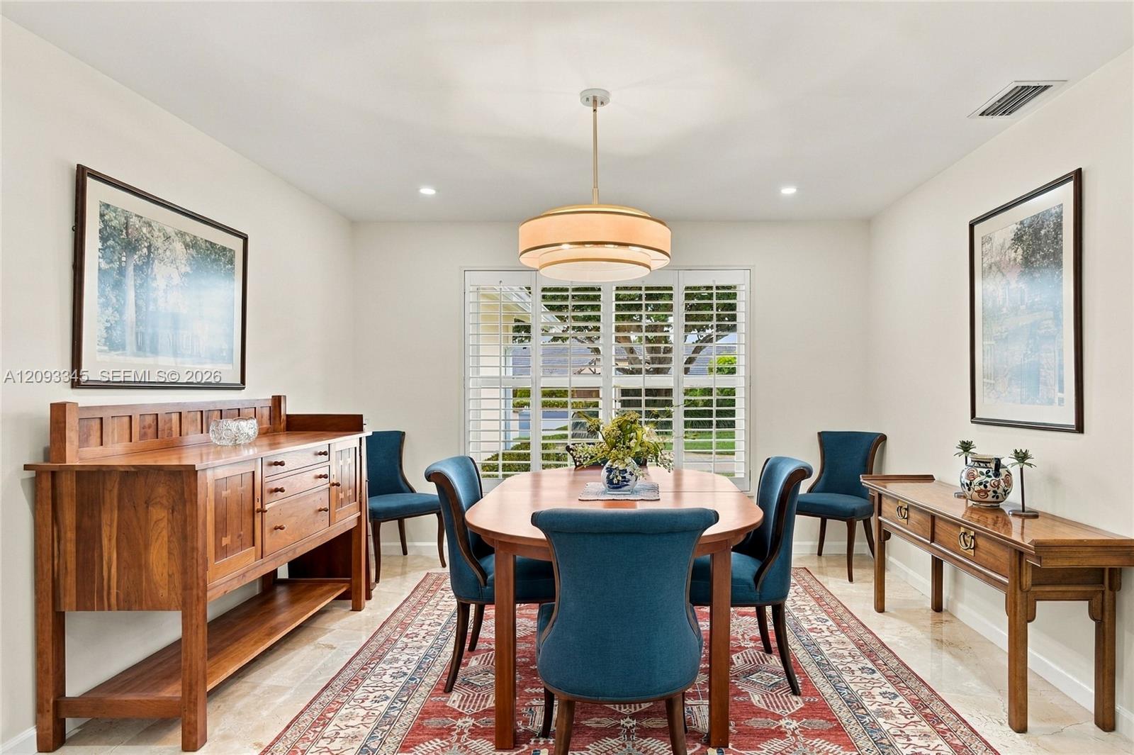 444 Glenbrook Drive