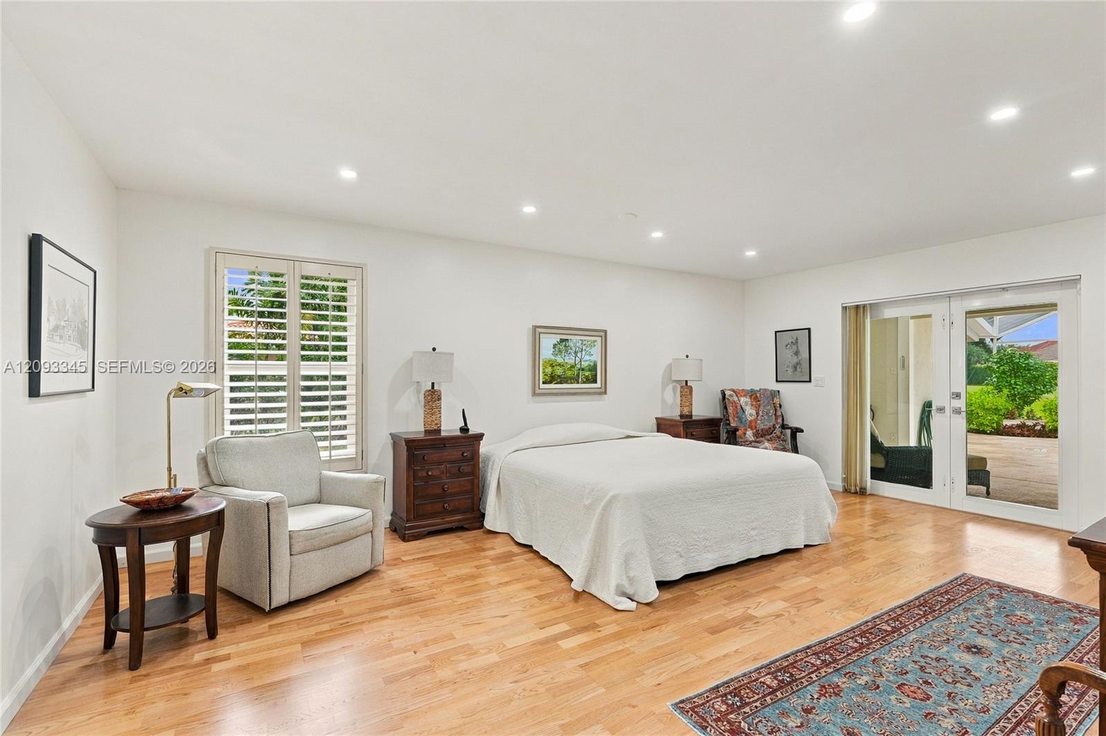 444 Glenbrook Drive