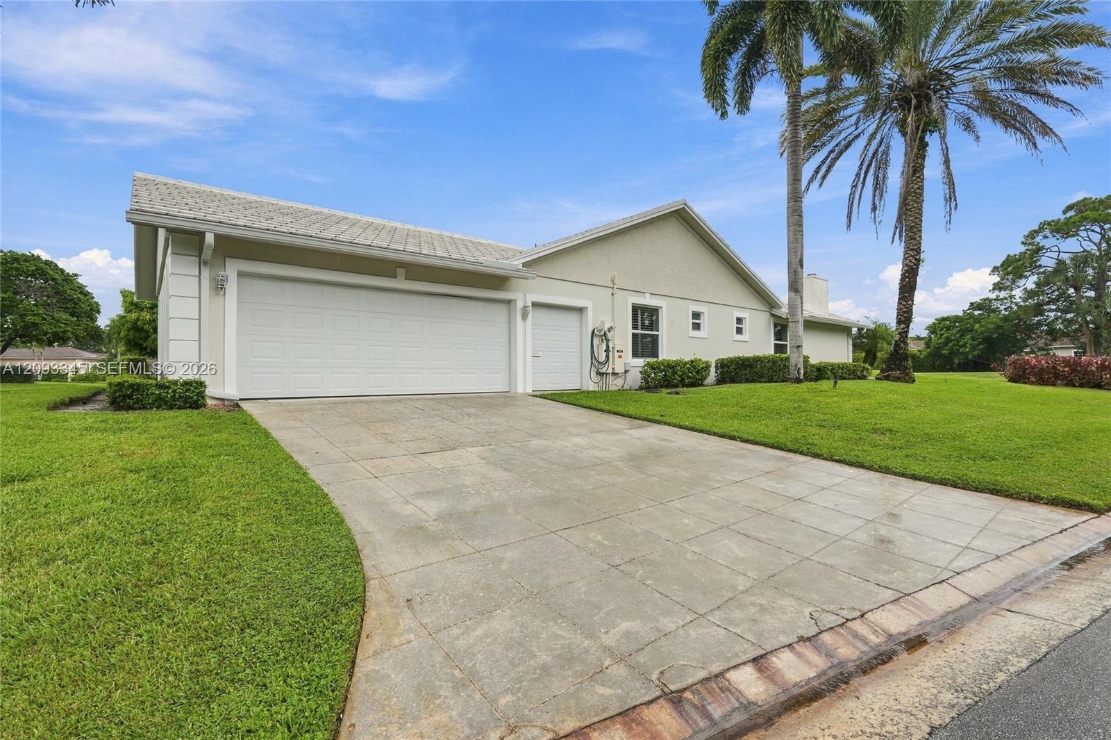 444 Glenbrook Drive