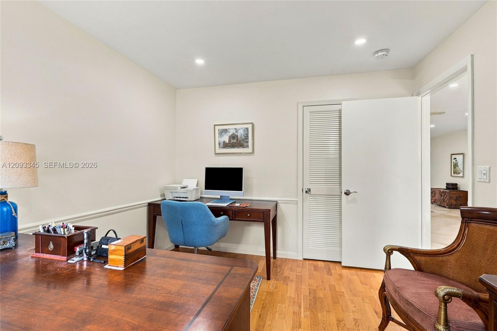 444 Glenbrook Drive