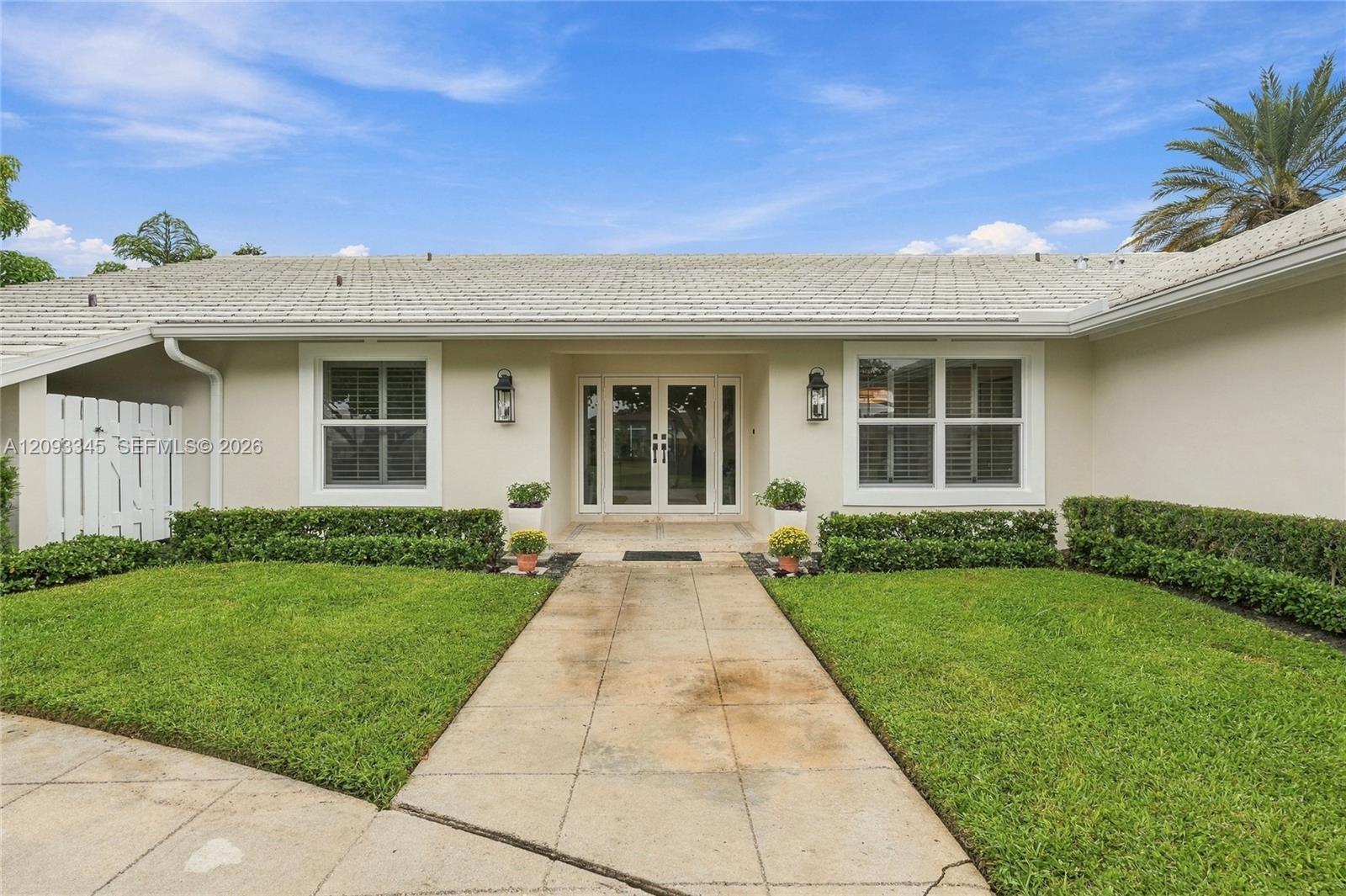444 Glenbrook Drive