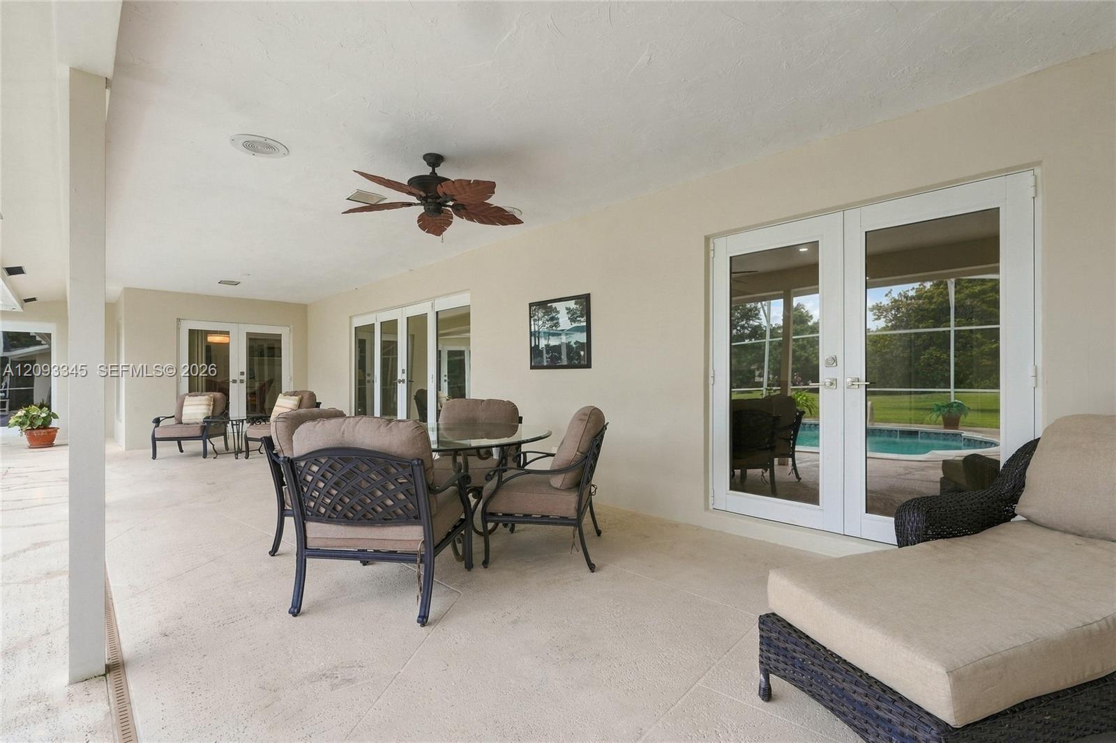 444 Glenbrook Drive