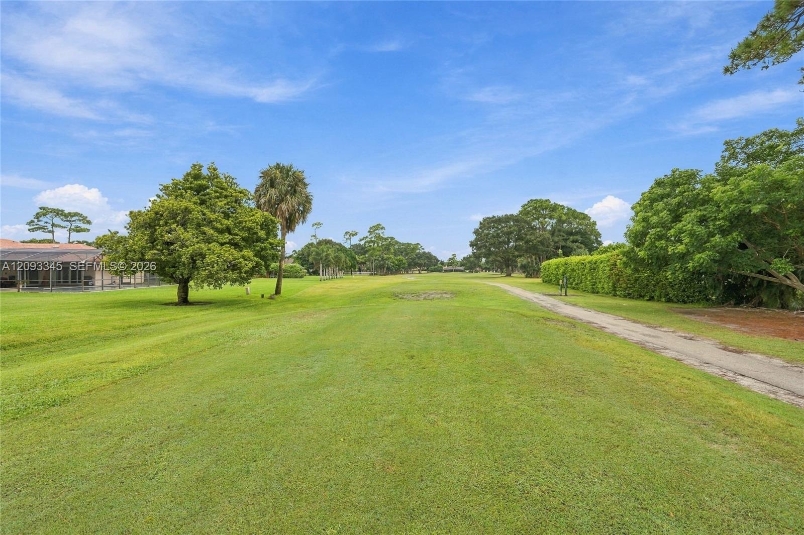 444 Glenbrook Drive