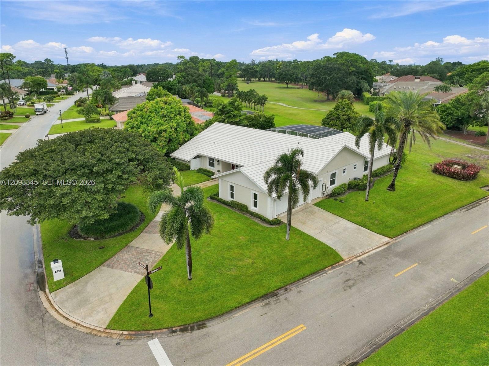 444 Glenbrook Drive