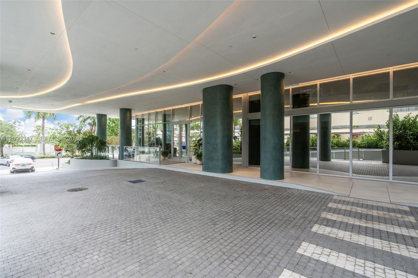 1400 Biscayne Boulevard gallery image #4