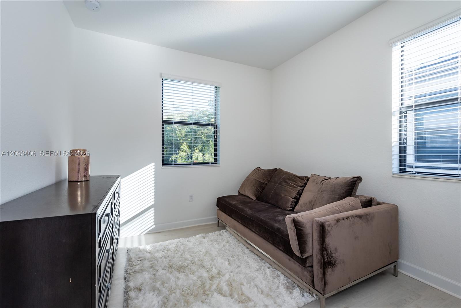 1601 SW 28th Street gallery image #13