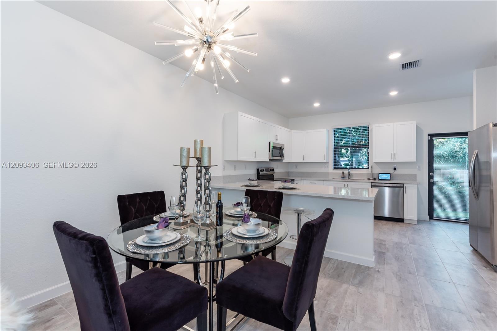 1601 SW 28th Street gallery image #4