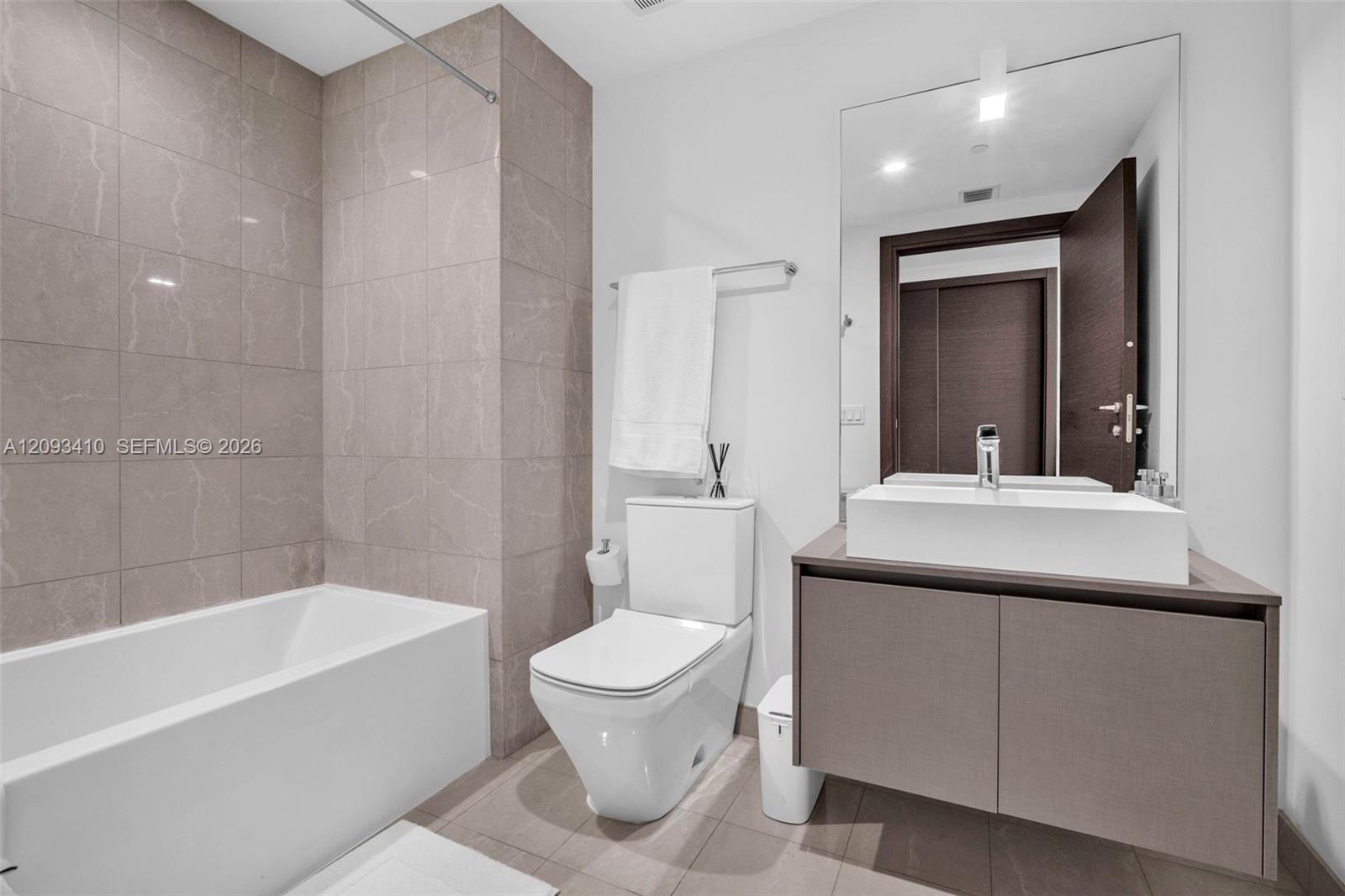 1000 Brickell Plaza gallery image #32