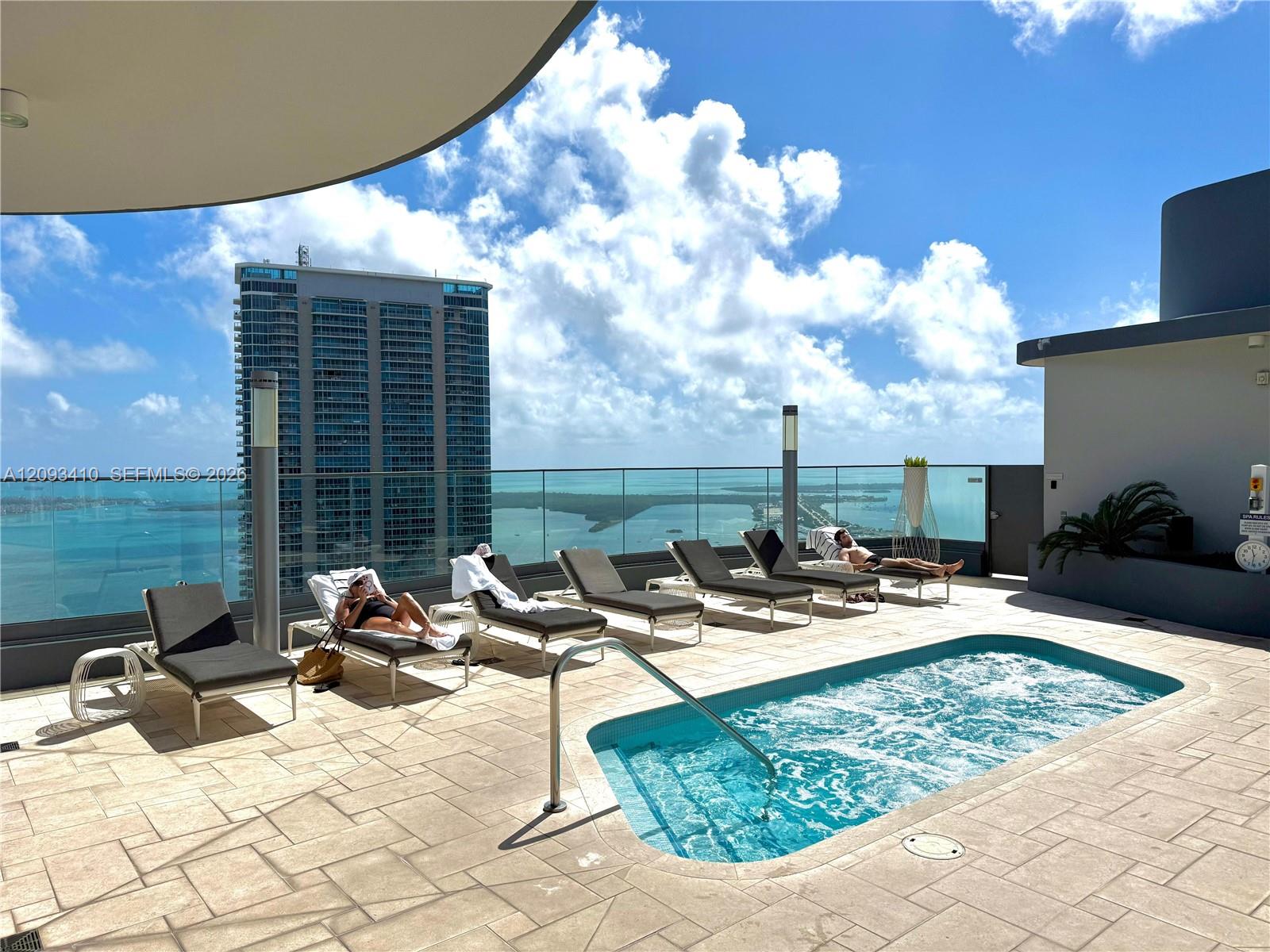 1000 Brickell Plaza gallery image #46
