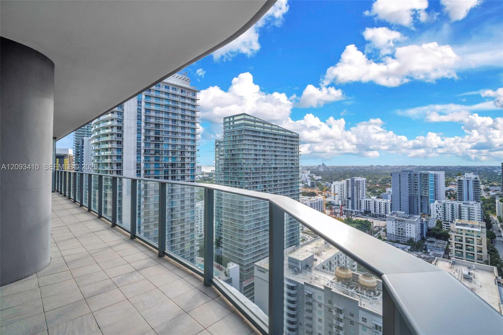 1000 Brickell Plaza gallery image #9