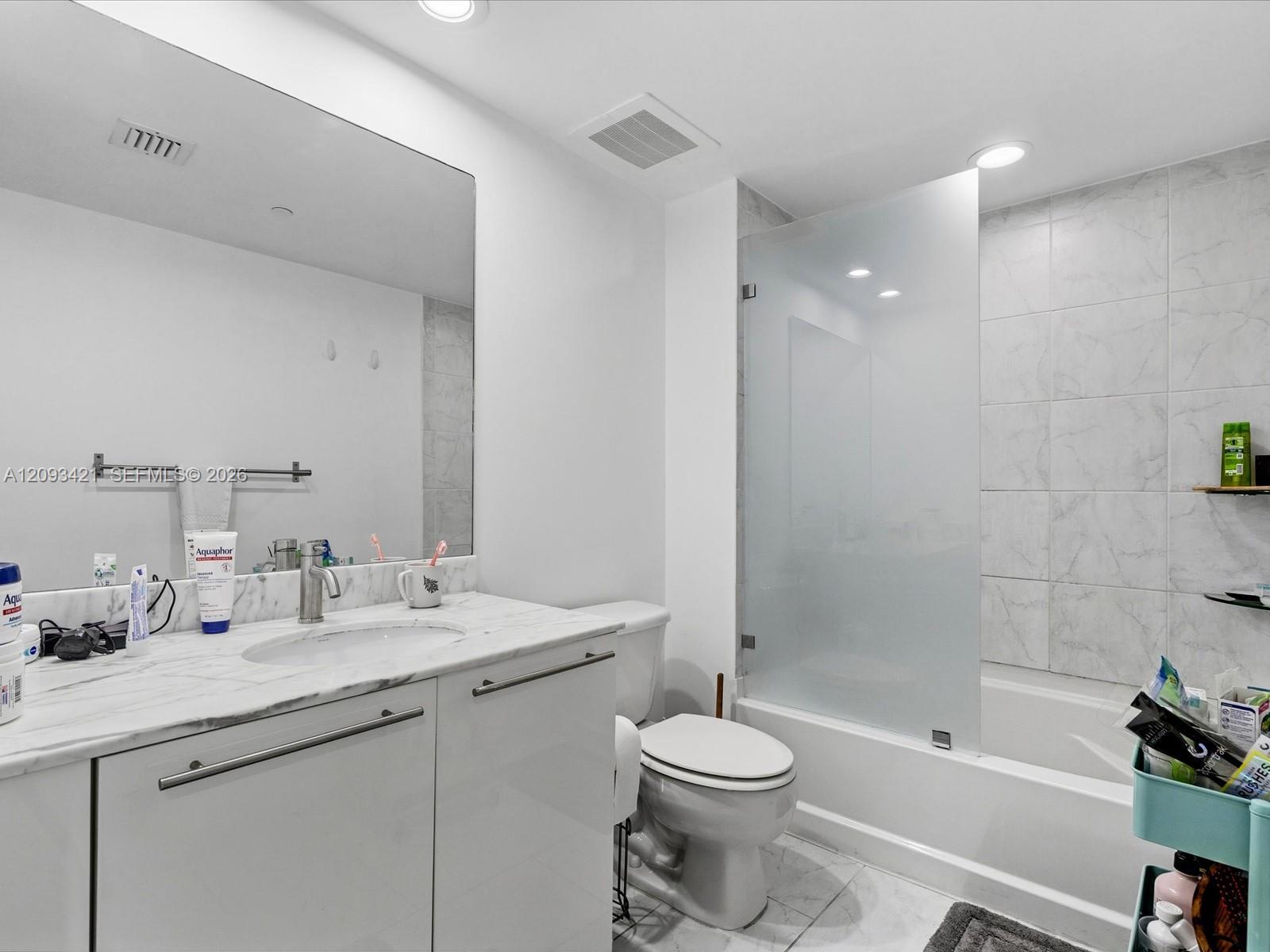 950 Brickell Bay Drive