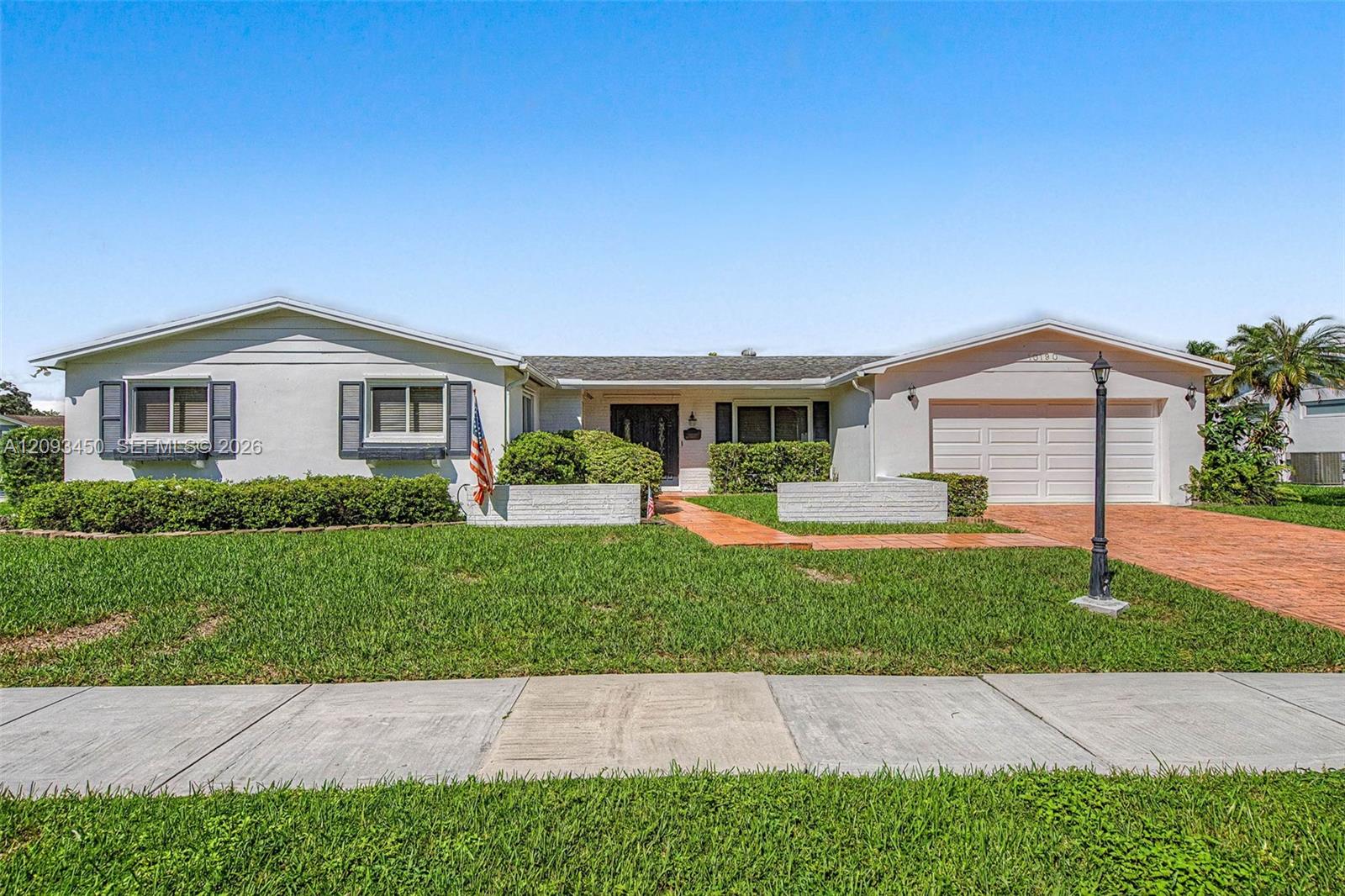 10190 SW 99th Avenue gallery image #1