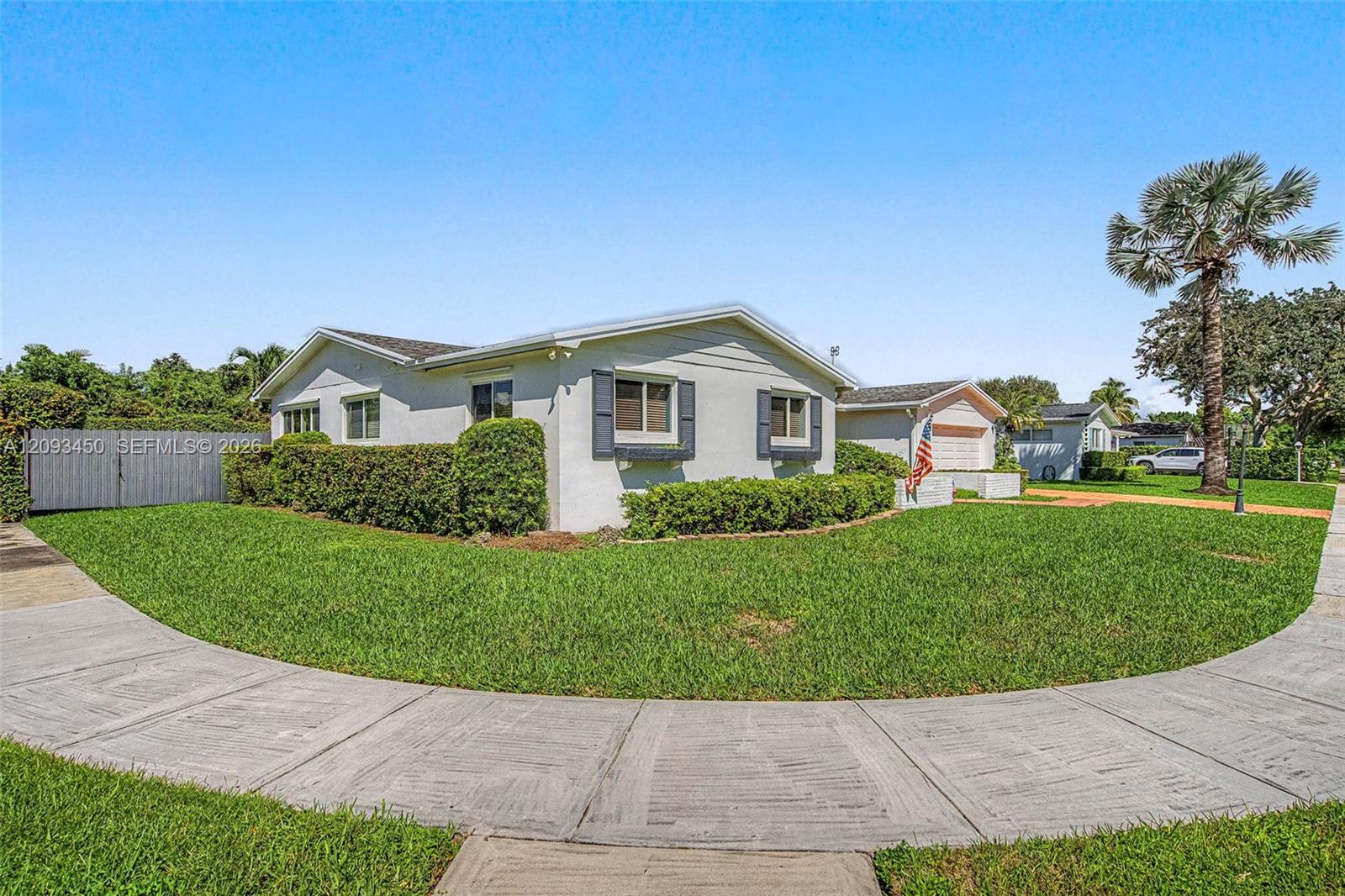 10190 SW 99th Avenue gallery image #2