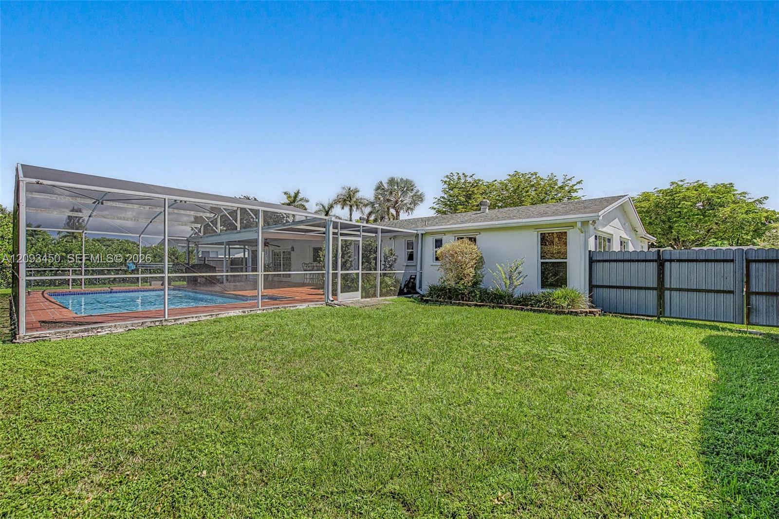 10190 SW 99th Avenue gallery image #22