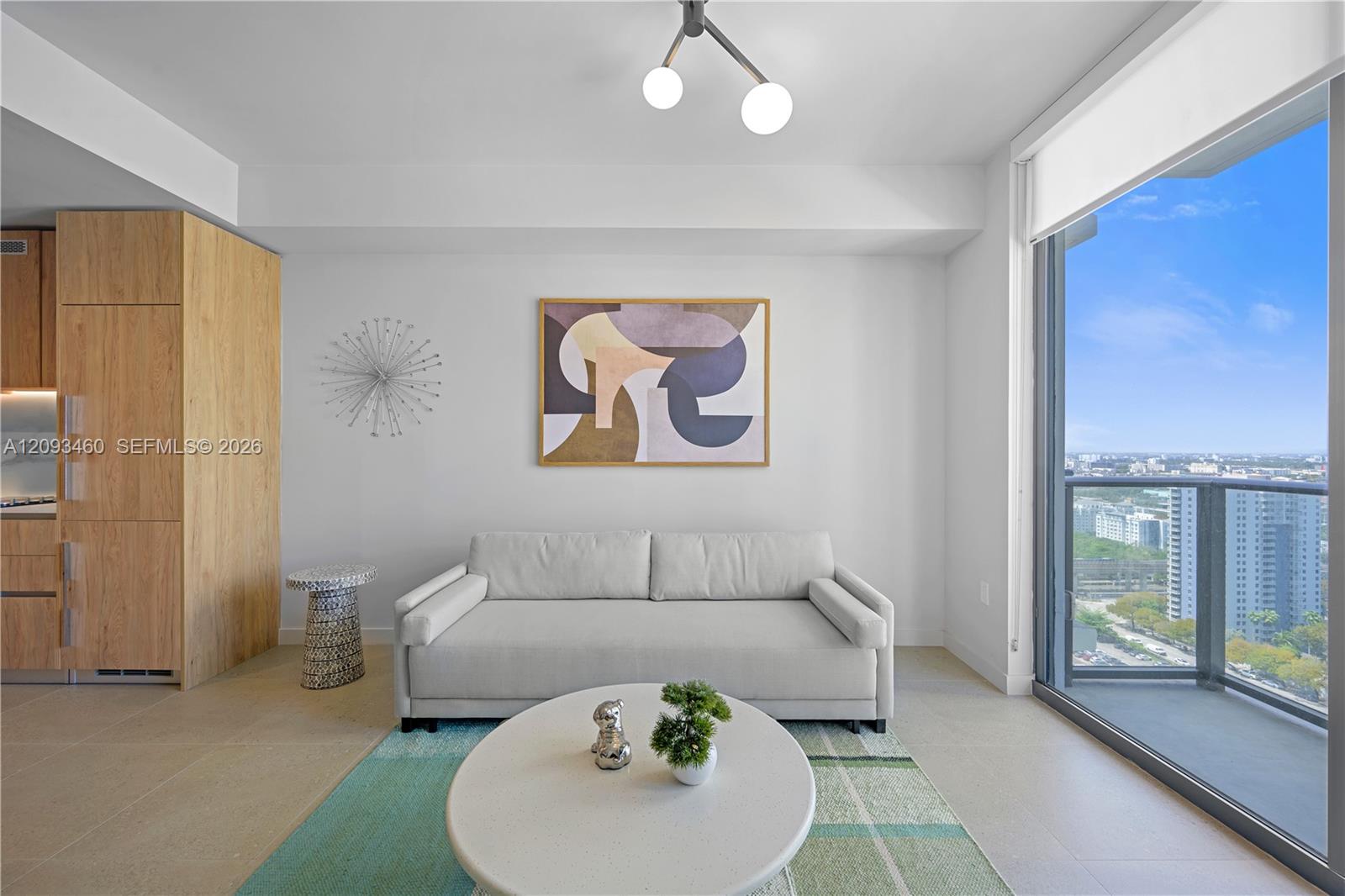 11 NE 6th Street gallery image #3