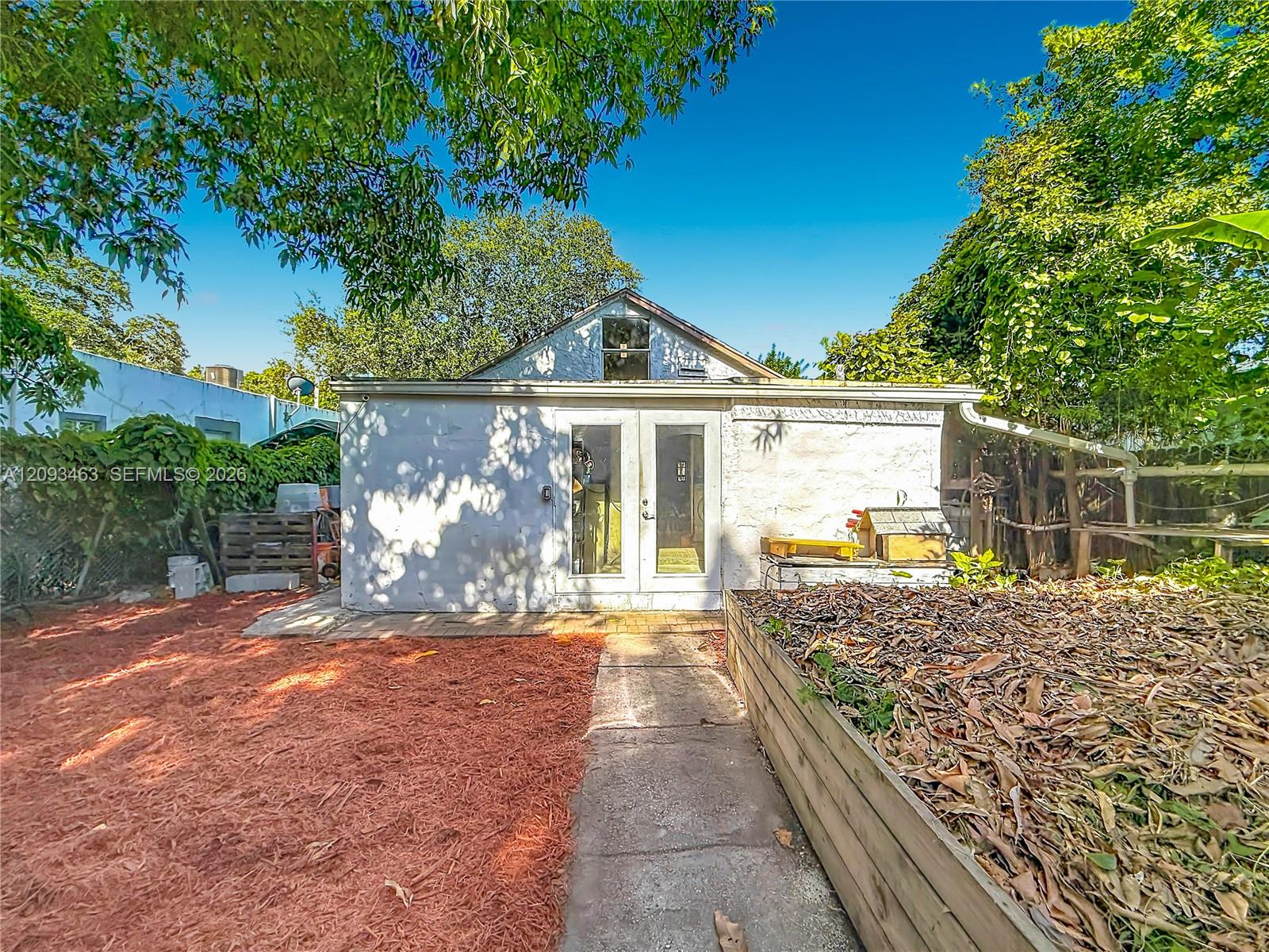4433 NW 22nd Court