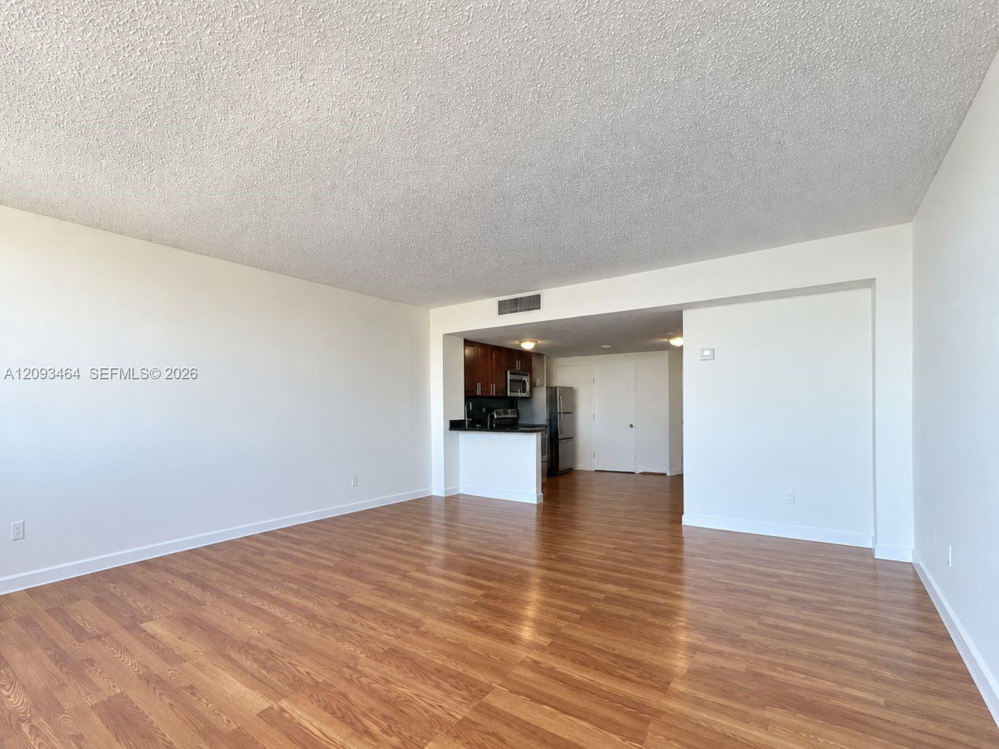 801 Brickell Bay Drive gallery image #3