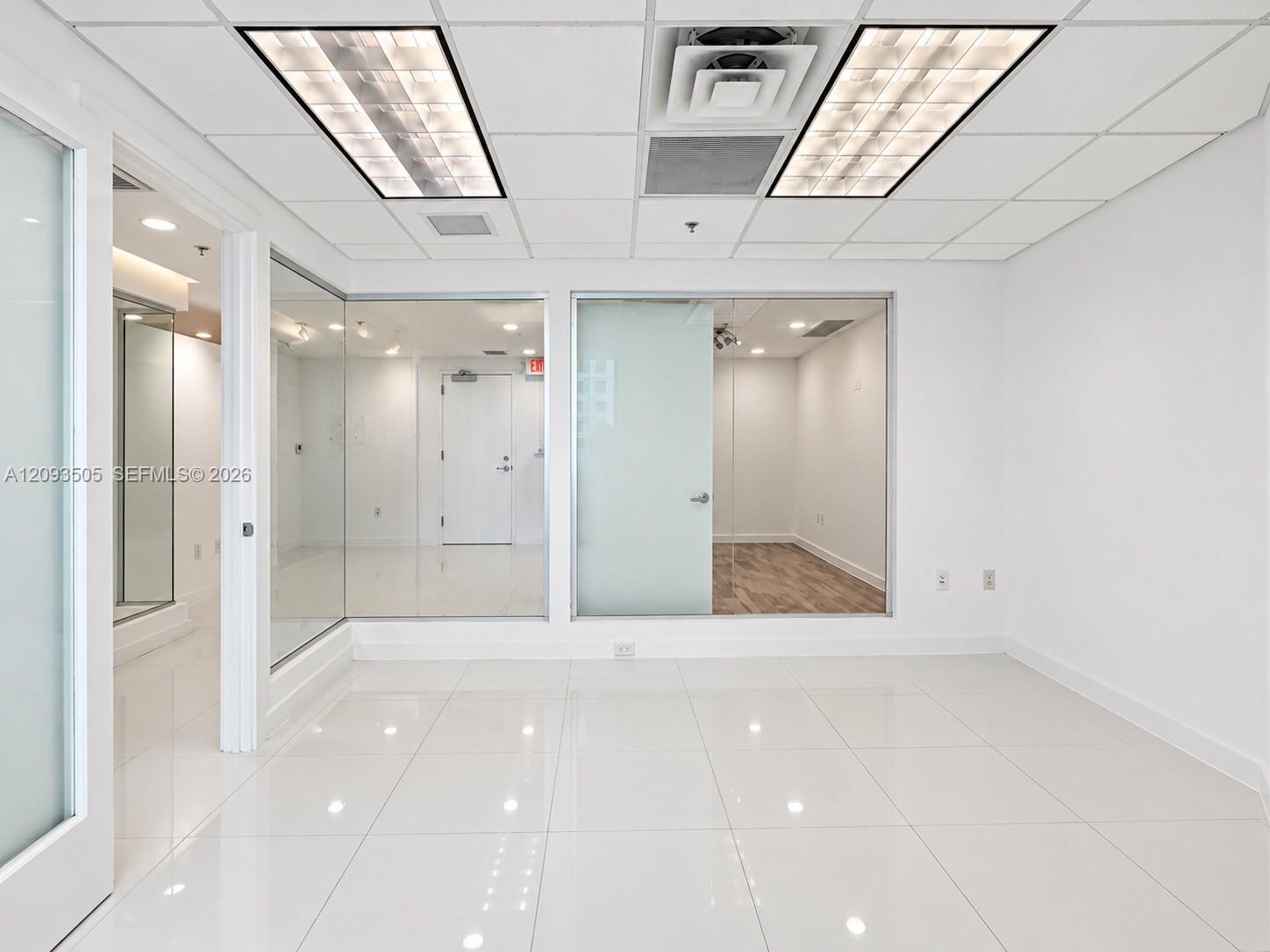 40 SW 13th Street gallery image #6