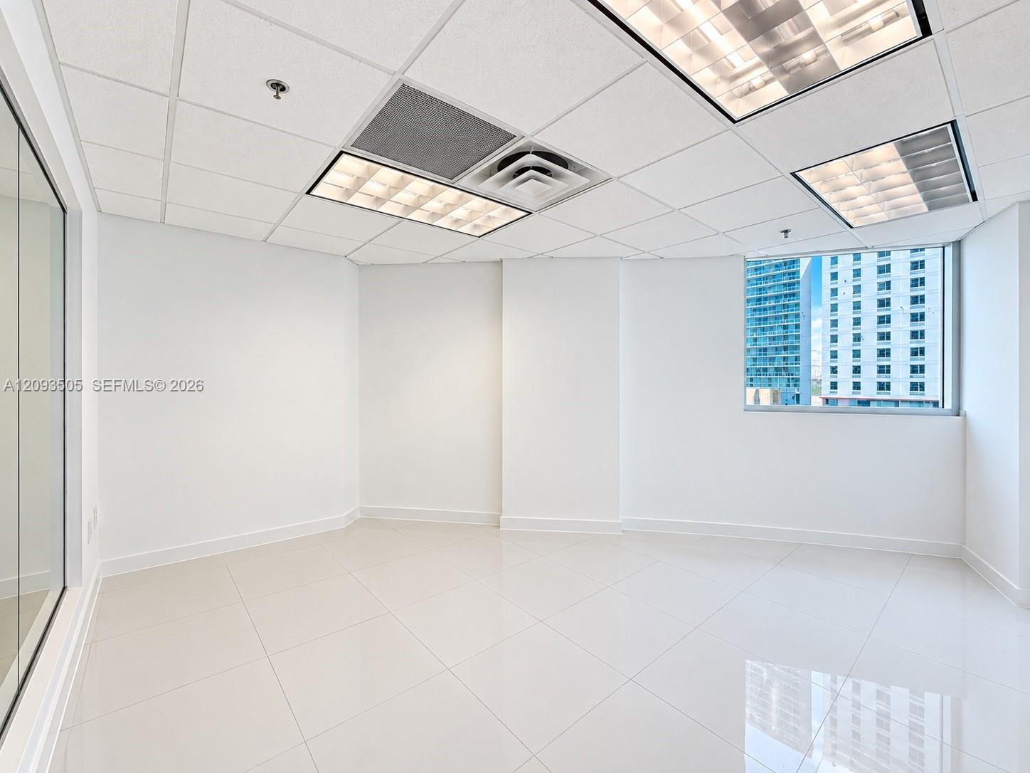 40 SW 13th Street gallery image #8