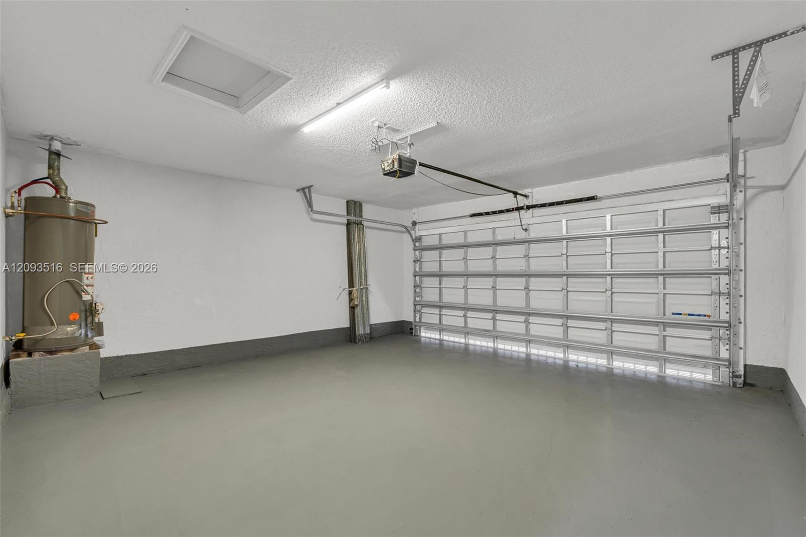 16 Gables Boulevard gallery image #26