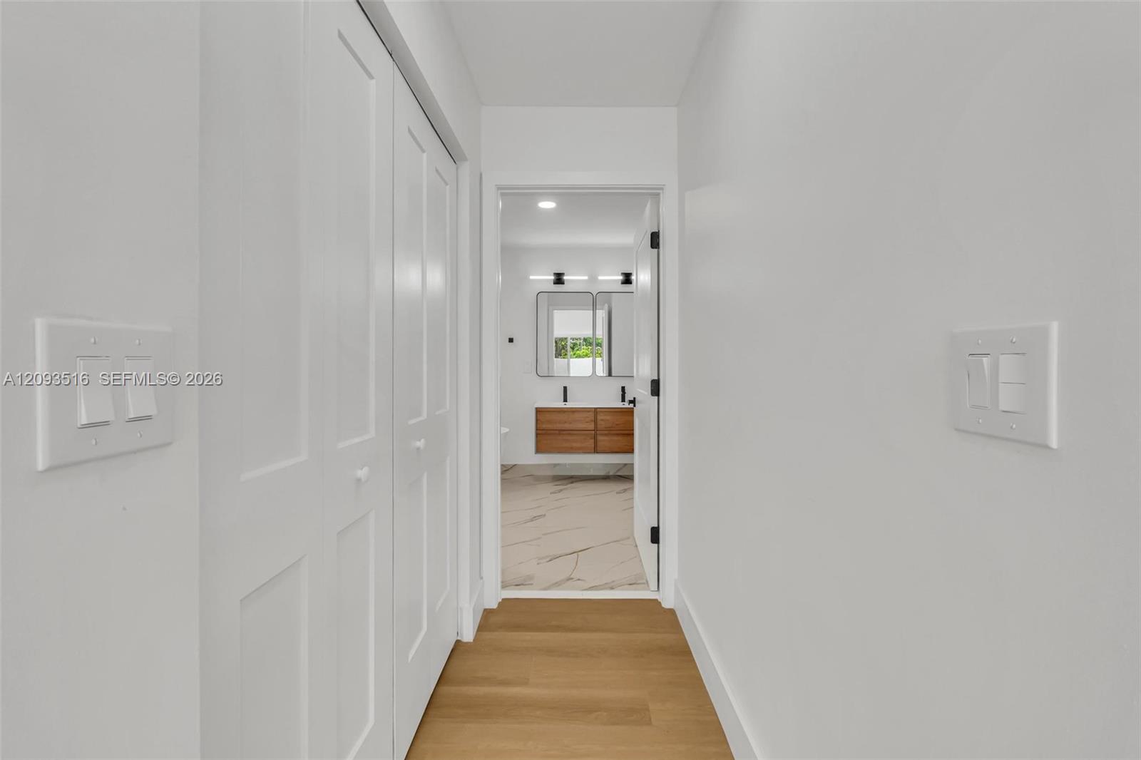 16 Gables Boulevard gallery image #32