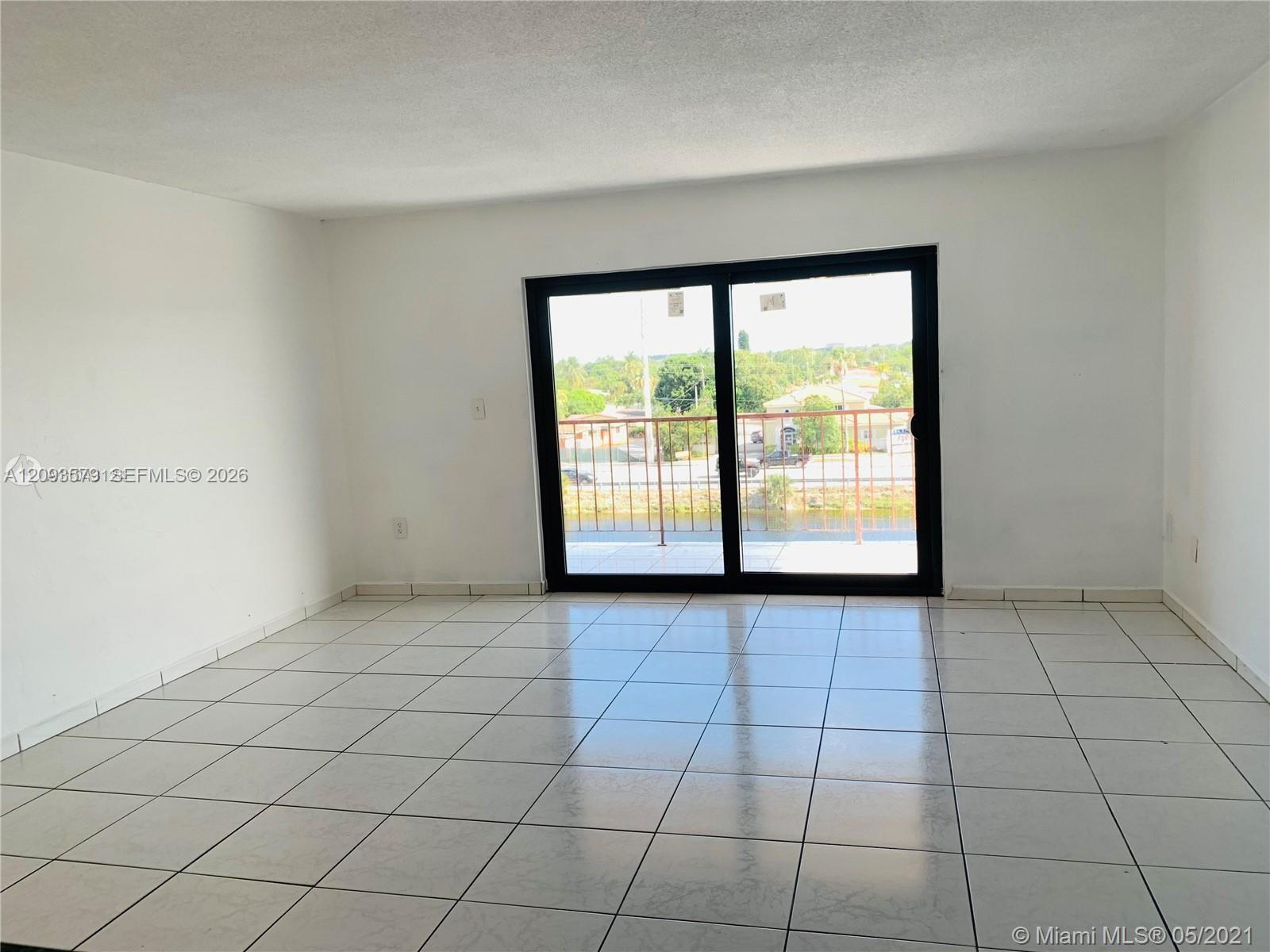 1325 W 68th Street