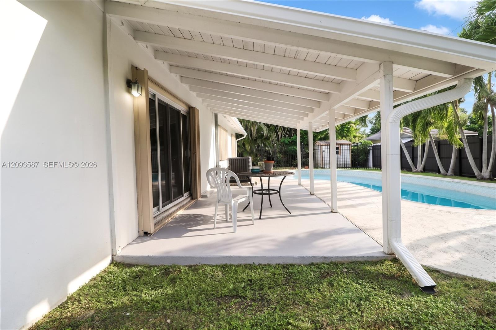 16020 SW 97th Court gallery image #20