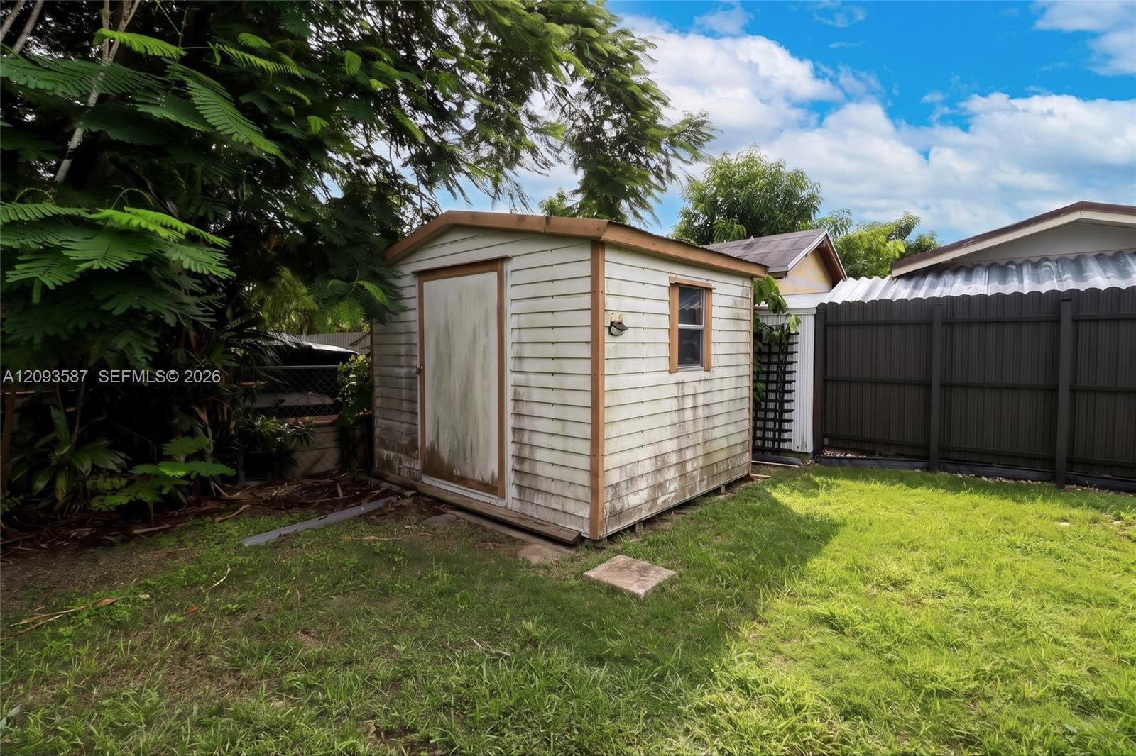 16020 SW 97th Court gallery image #26