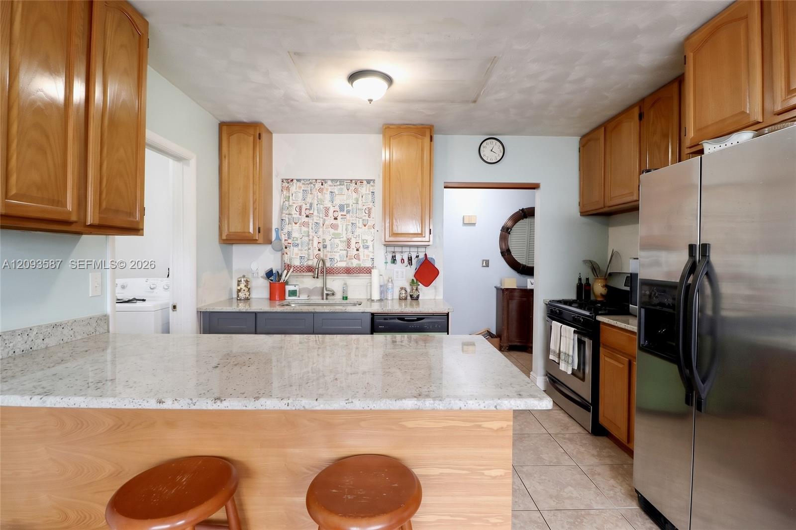 16020 SW 97th Court gallery image #5