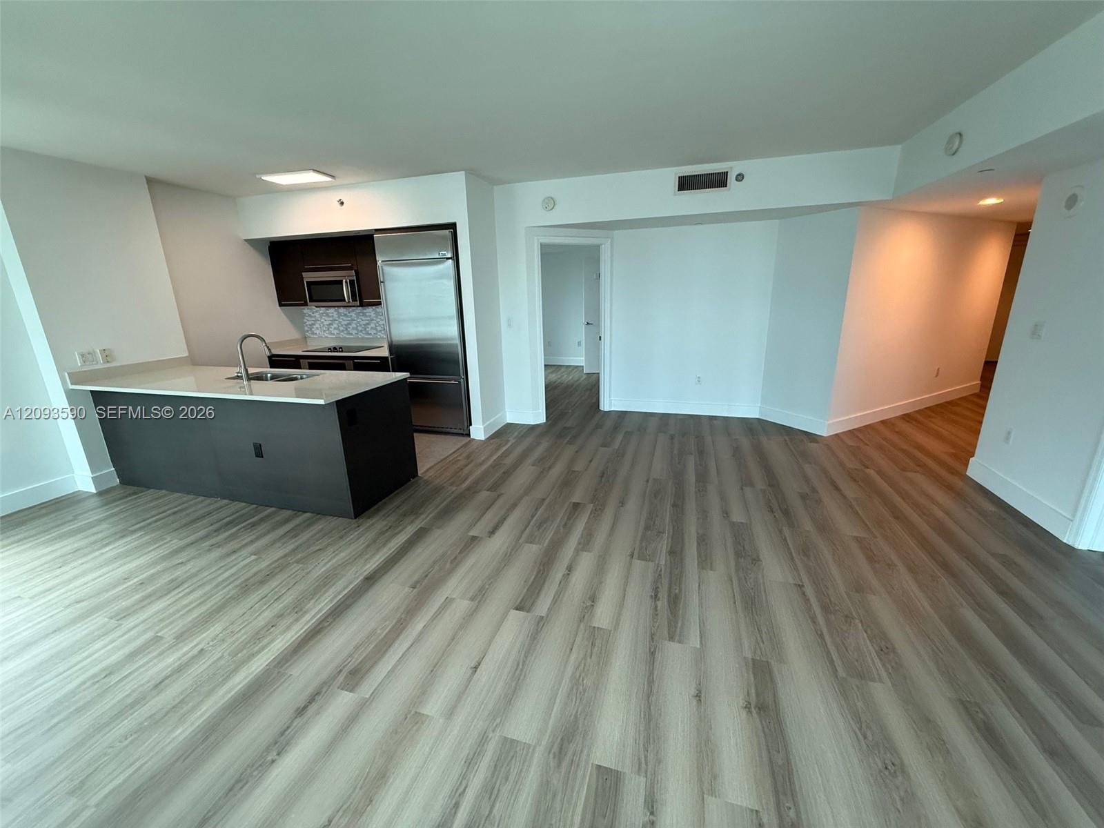 55 SE 6th Street gallery image #6