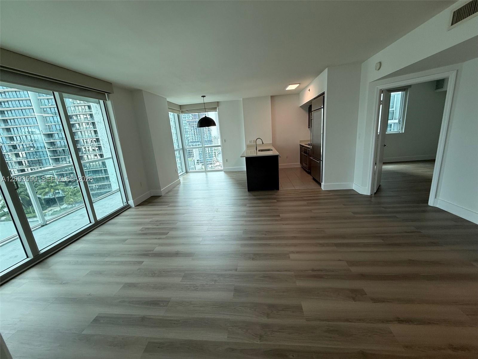 55 SE 6th Street gallery image #7