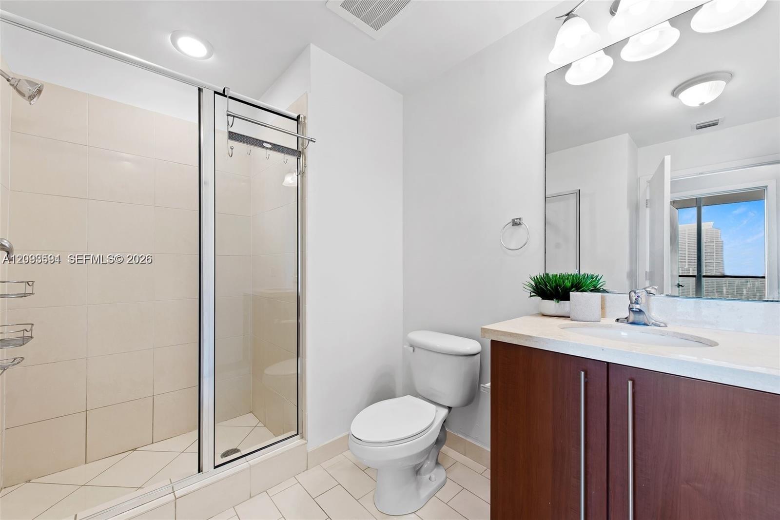 79 SW 12th Street gallery image #14