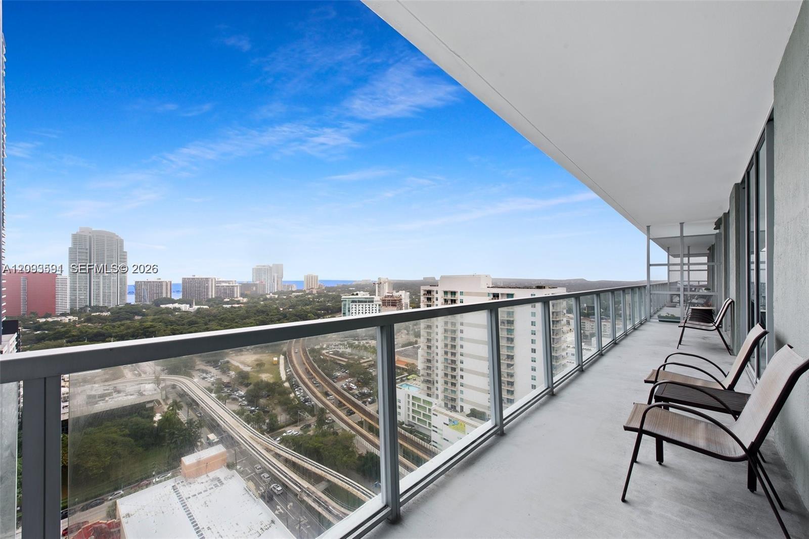 79 SW 12th Street gallery image #2