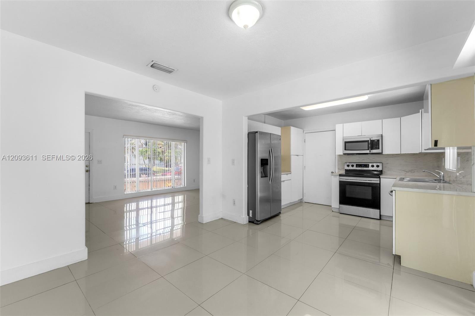 15543 SW 107th Court gallery image #10