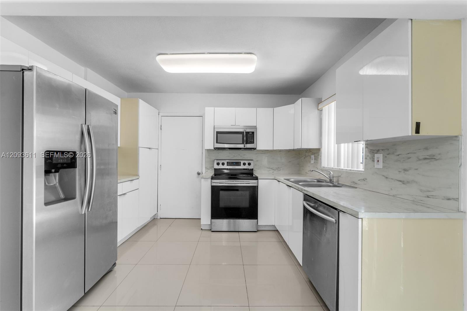15543 SW 107th Court gallery image #11