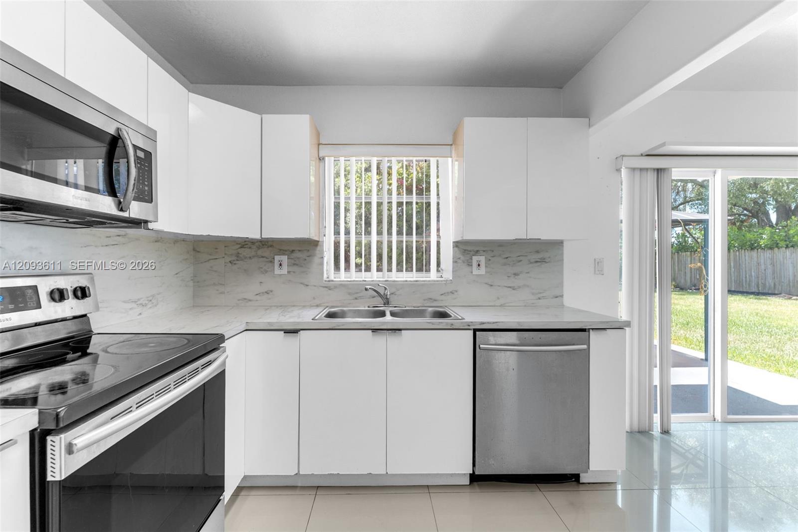 15543 SW 107th Court gallery image #12
