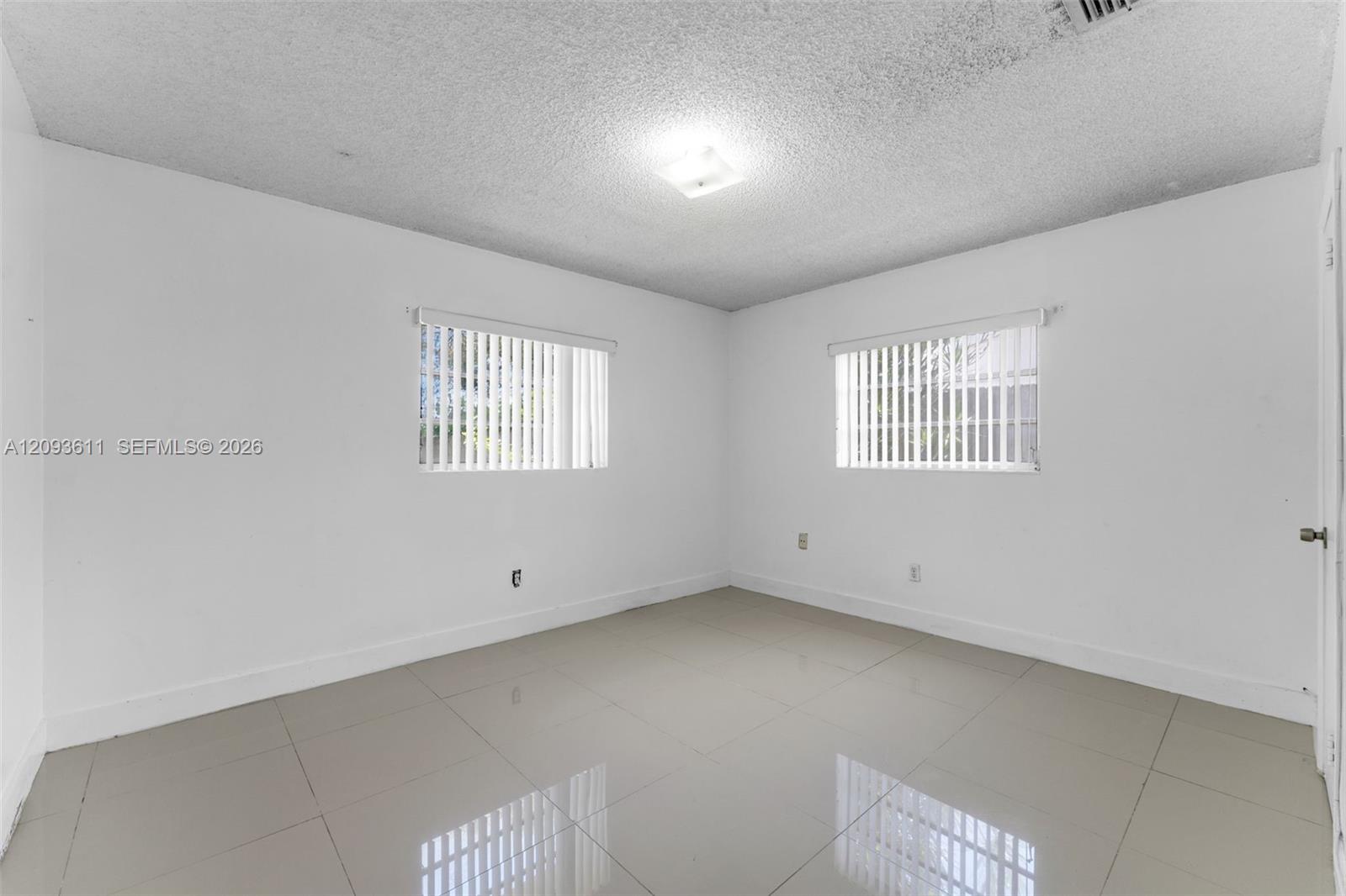 15543 SW 107th Court gallery image #19