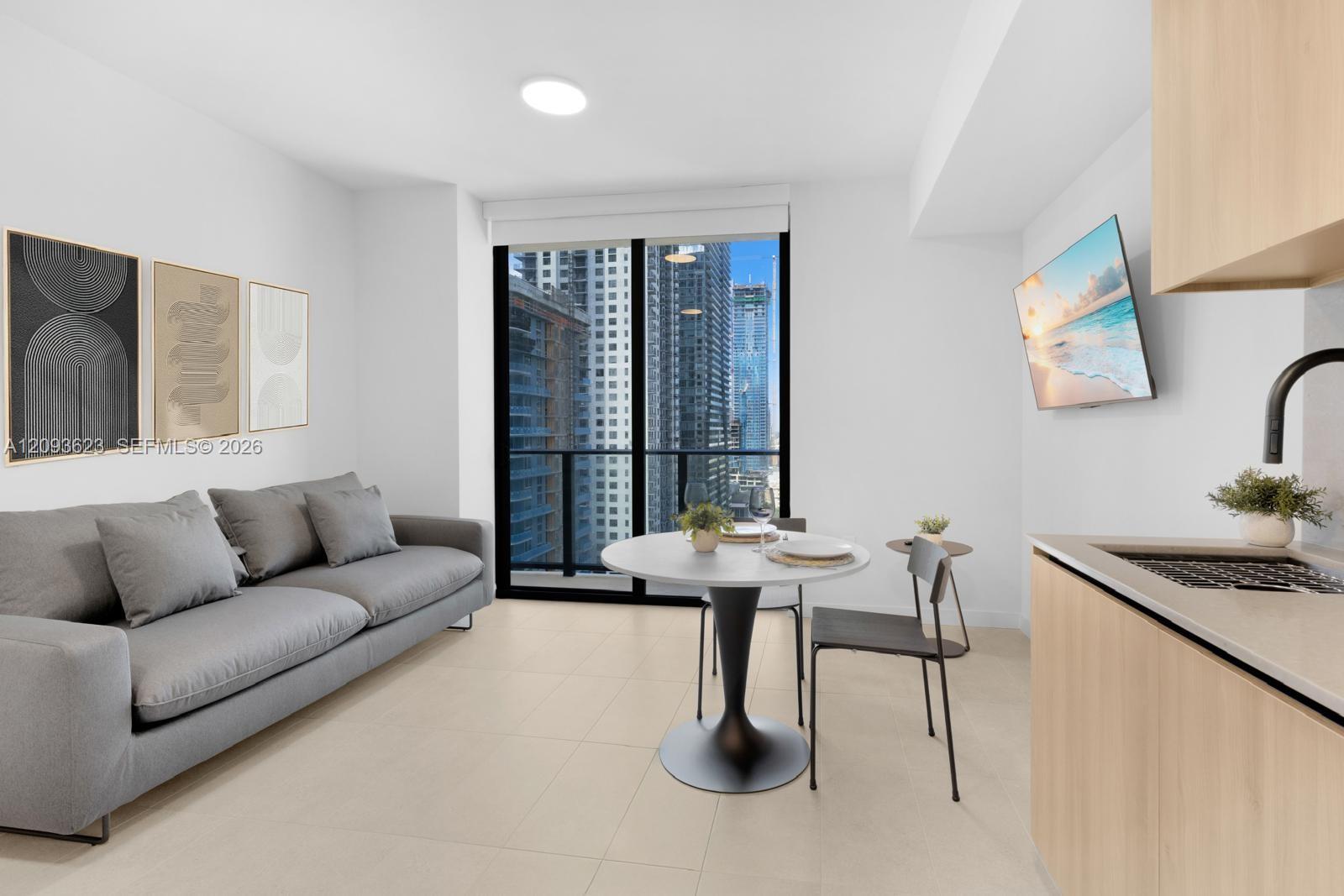 121 NE 5th Street gallery image #16