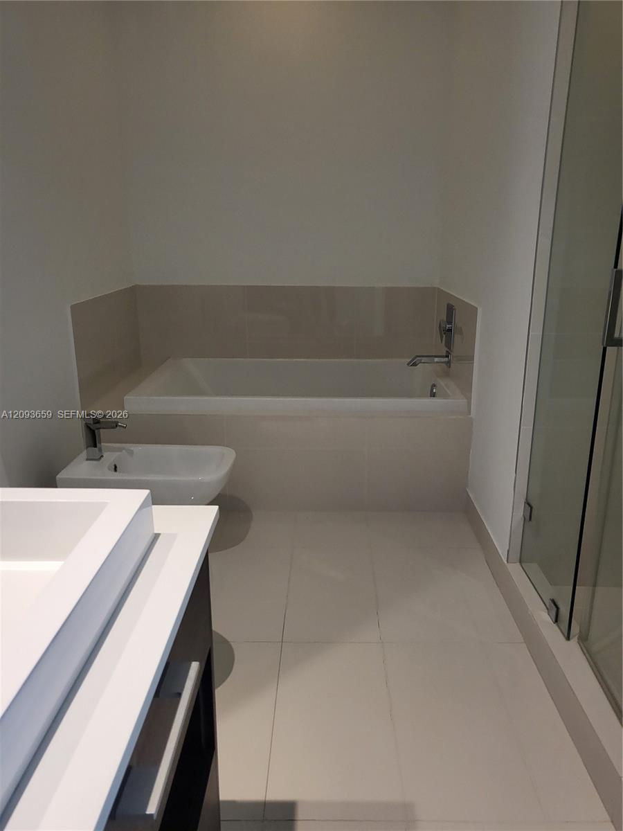 45 SW 9th Street gallery image #7