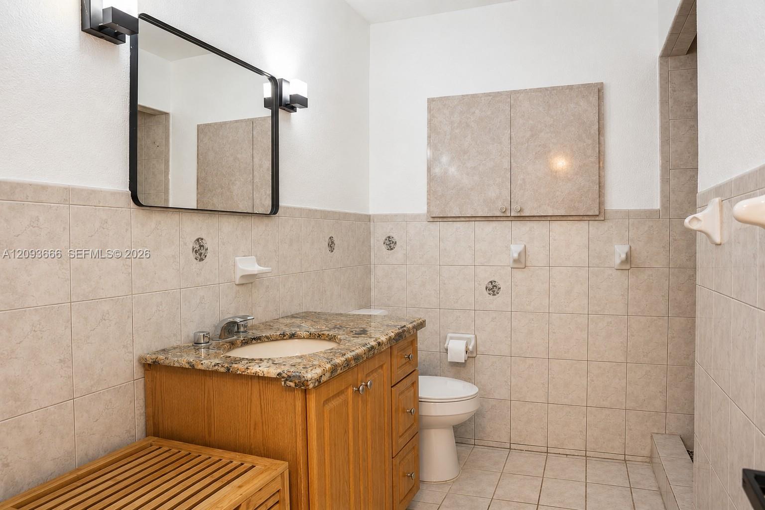 861 W 32nd Street
