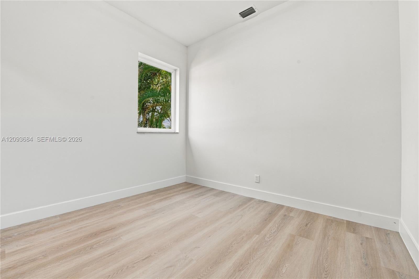 16012 Opal Creek Drive gallery image #24