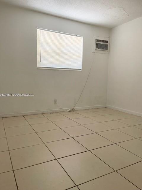 1204 NE 5th Avenue gallery image #10