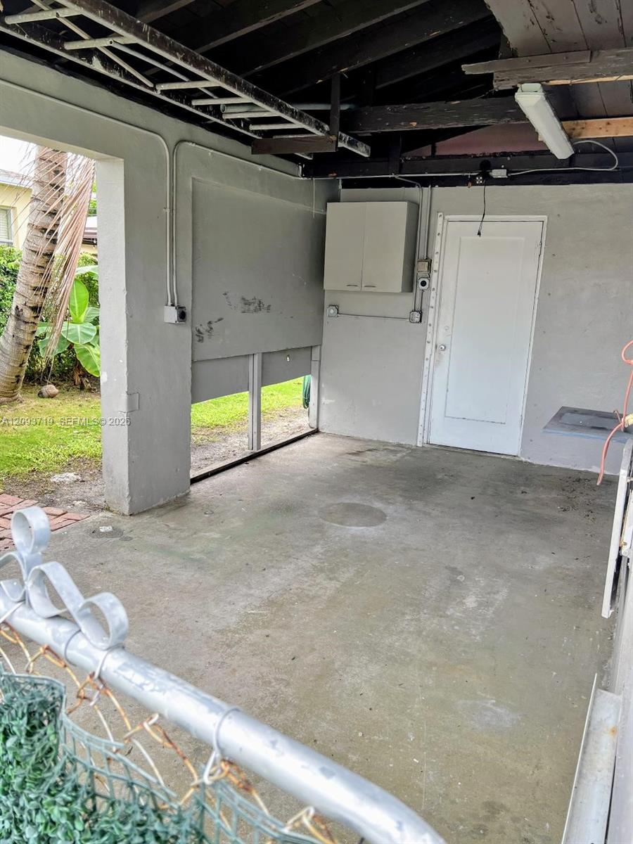 1051 SW 72nd Court