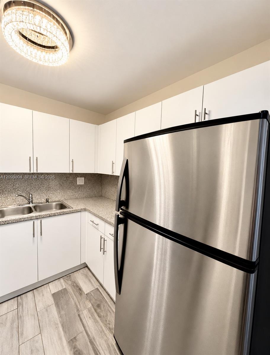 1885 W 56th Street