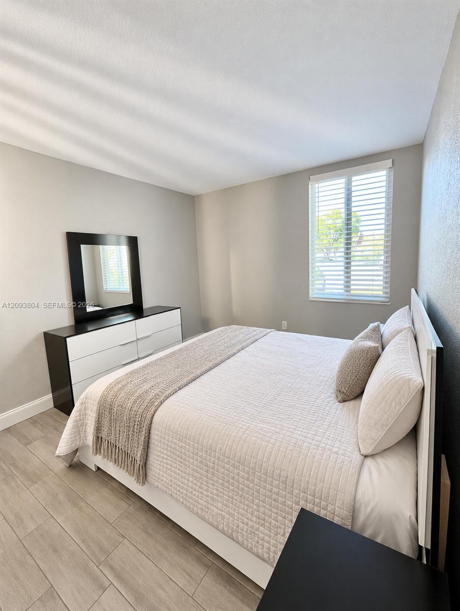 1885 W 56th Street