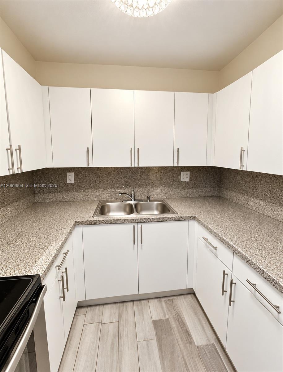1885 W 56th Street