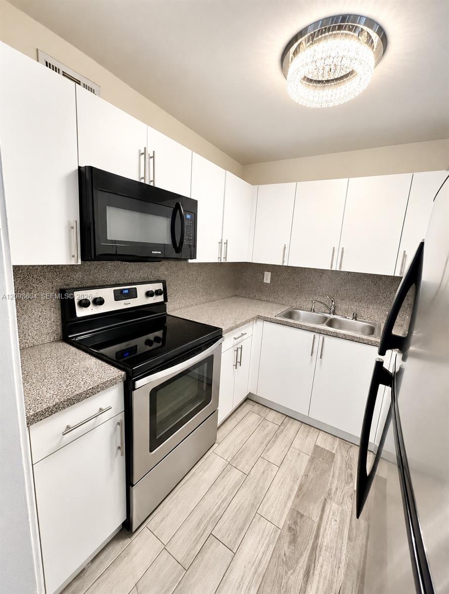 1885 W 56th Street